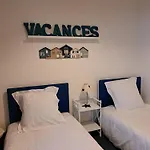 Holiday home Charmante Maison 3 - 6 Personnes - Proche - Fr-1-323-252