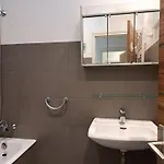 Charmante Maison 3 - 6 Personnes - Proche - Fr-1-323-252 Holiday home *