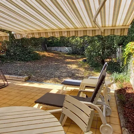Maison De Vacances 3 Chambres Proche Plage Avec Terrasse Et Jardin A Saint Jean De Monts - Fr-1-323-252 *