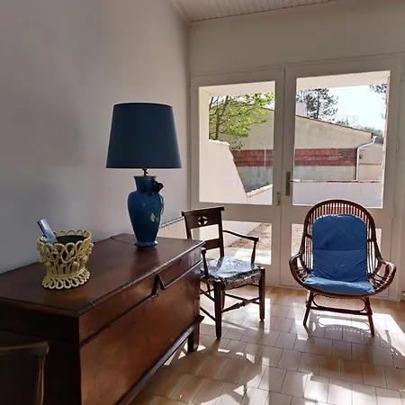 Maison De Vacances 3 Chambres Proche Plage Avec Terrasse Et Jardin A Saint Jean De Monts - Fr-1-323-252 Holiday home Saint-Jean-de-Monts