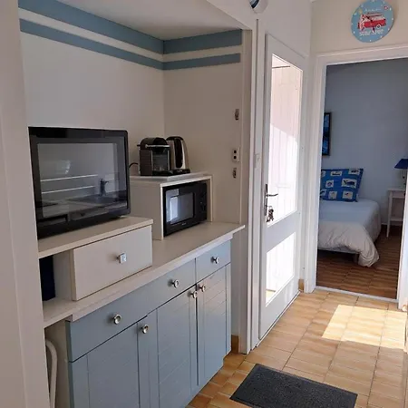 Maison De Vacances 3 Chambres Proche Plage Avec Terrasse Et Jardin A Saint Jean De Monts - Fr-1-323-252 *