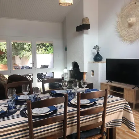 Charmante Maison 3 Chambres - 6 Personnes - Proche Plage - Fr-1-323-252