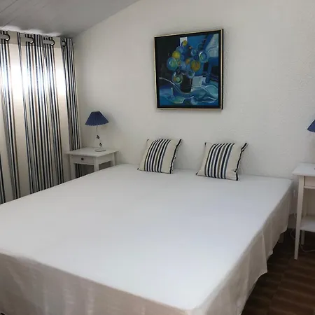 Charmante Maison 3 Chambres - 6 Personnes - Proche Plage - Fr-1-323-252 *