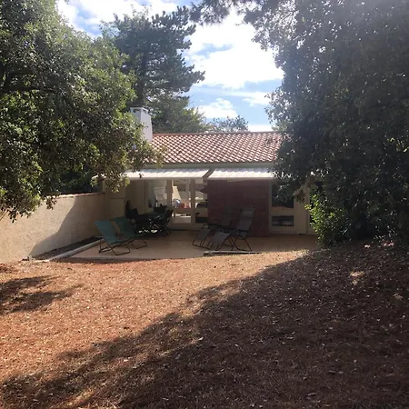 Casa de Férias Charmante Maison 3 Chambres - 6 Personnes - Proche Plage - Fr-1-323-252