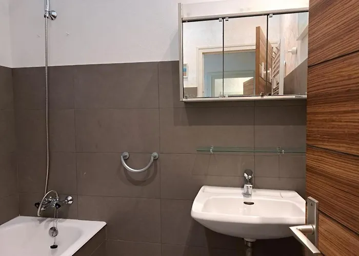 Charmante Maison 3 - 6 Personnes - Proche - Fr-1-323-252 Holiday home *